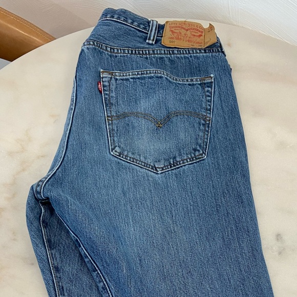 Vintage Levi’s 501 button fly jeans- price per 1 pair - Picture 5 of 15